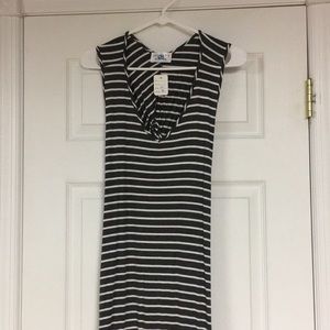Infinity Raine Dresses - Infinity Raine maxi dress Infinity Raine Dresses - Infinity Raine maxi dress